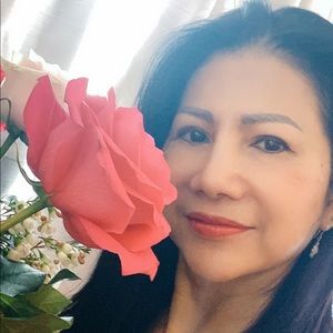 Meet your Posher, Uyen